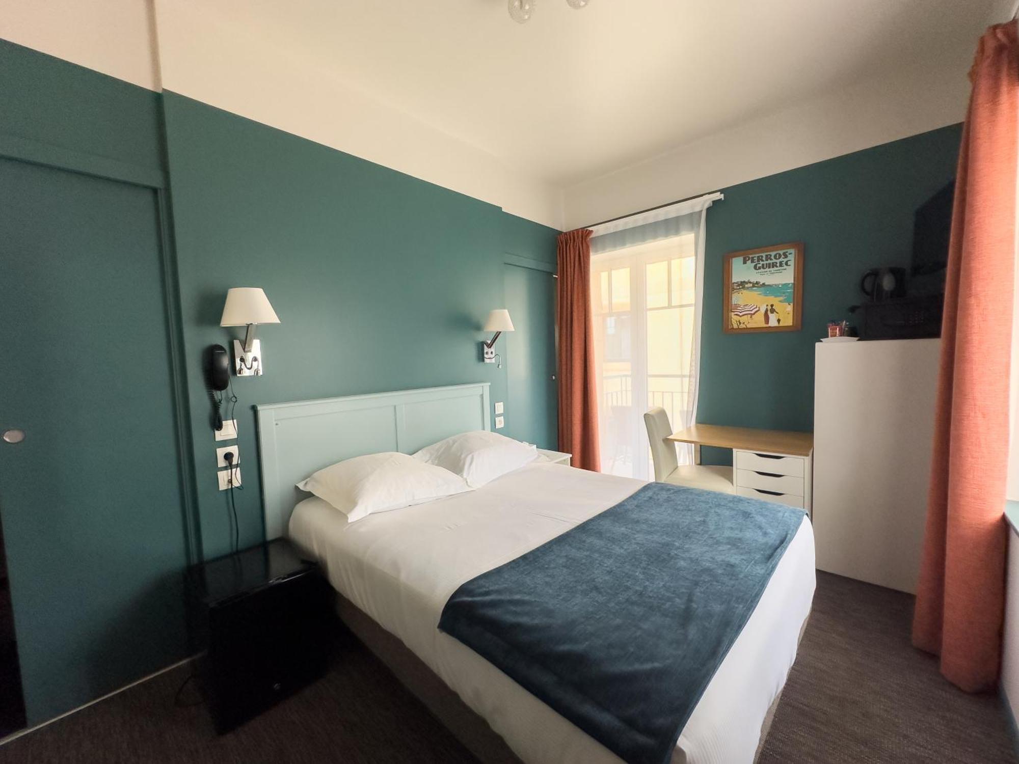 Logis Hotel Ker Mor Perros-Guirec Exterior photo