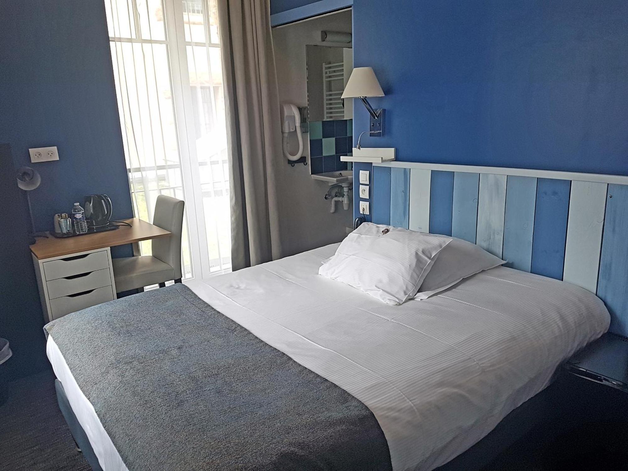 Logis Hotel Ker Mor Perros-Guirec Exterior photo