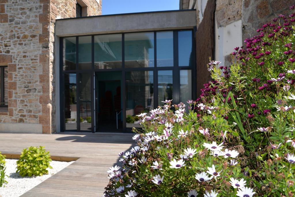 Logis Hotel Ker Mor Perros-Guirec Exterior photo
